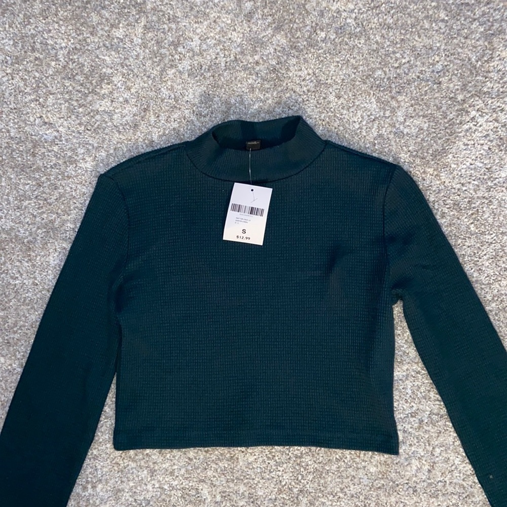 Forever 21 crop waffle long sleeve